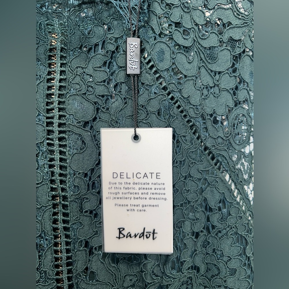 Bardot Dark Green Lace Midi Dress NWT✨ - Picture 14 of 17